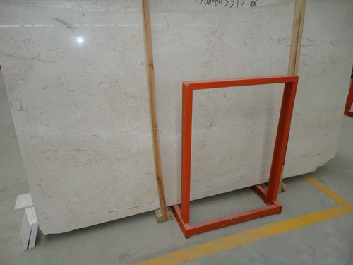 Angola Beige, Angola